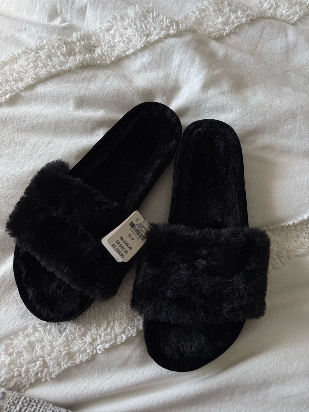 PINK Victorias Secret Black Faux Fur Slide Sandals